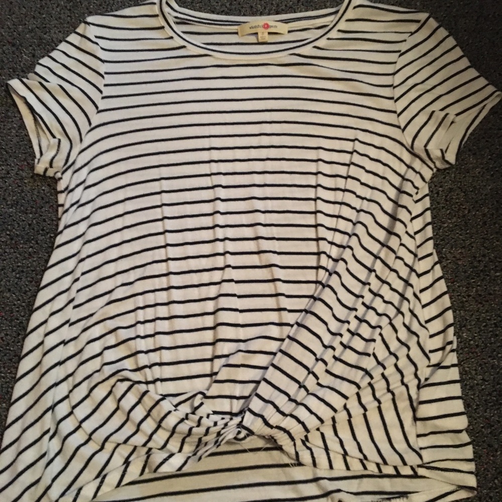 Cute tee